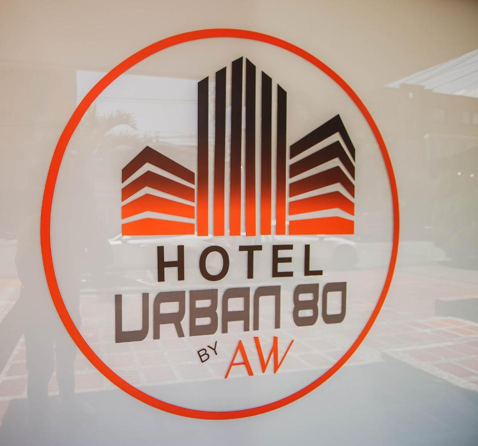 AW Hotel Urban 80 Medellin Bagian luar foto