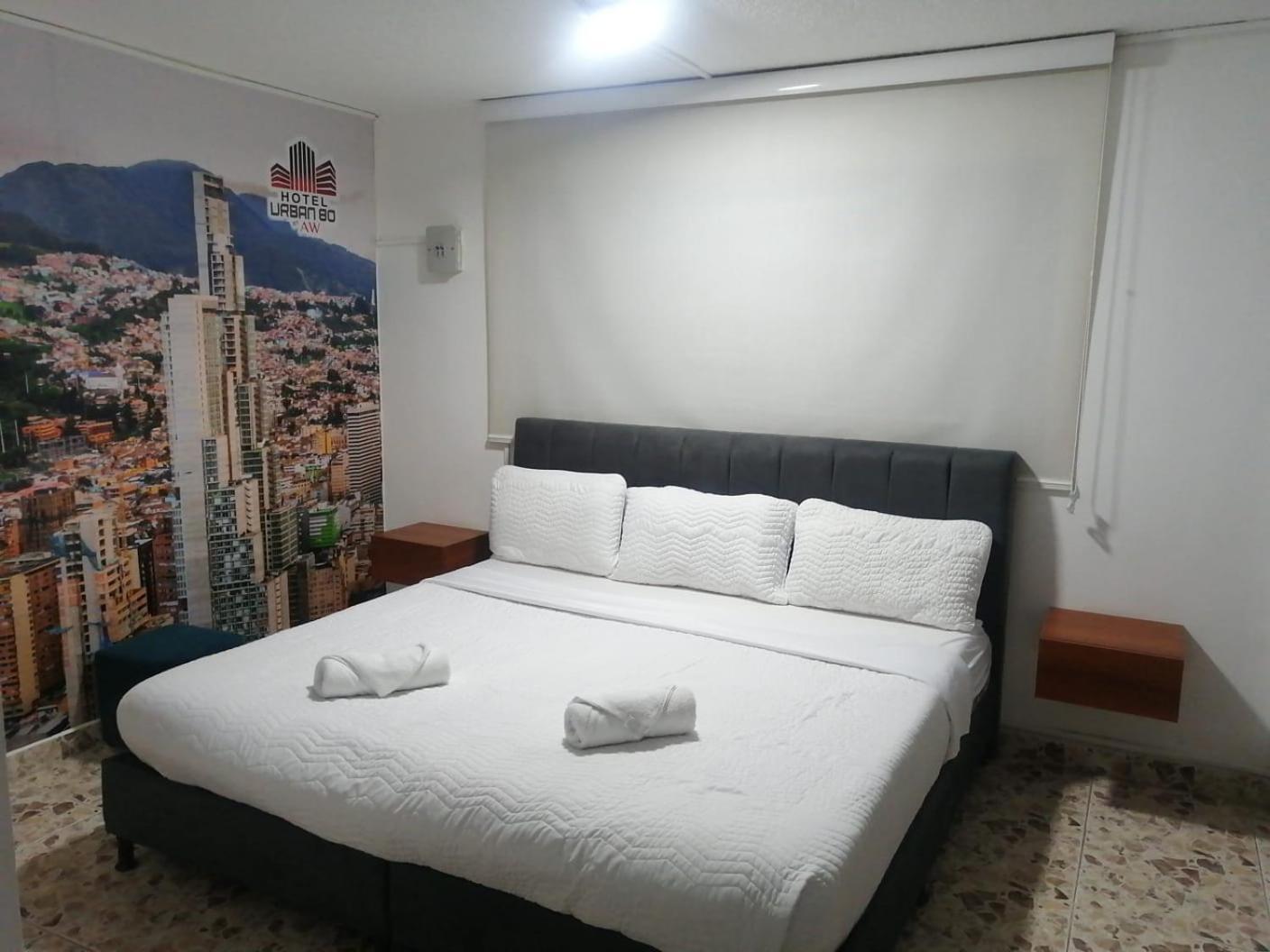 AW Hotel Urban 80 Medellin Bagian luar foto